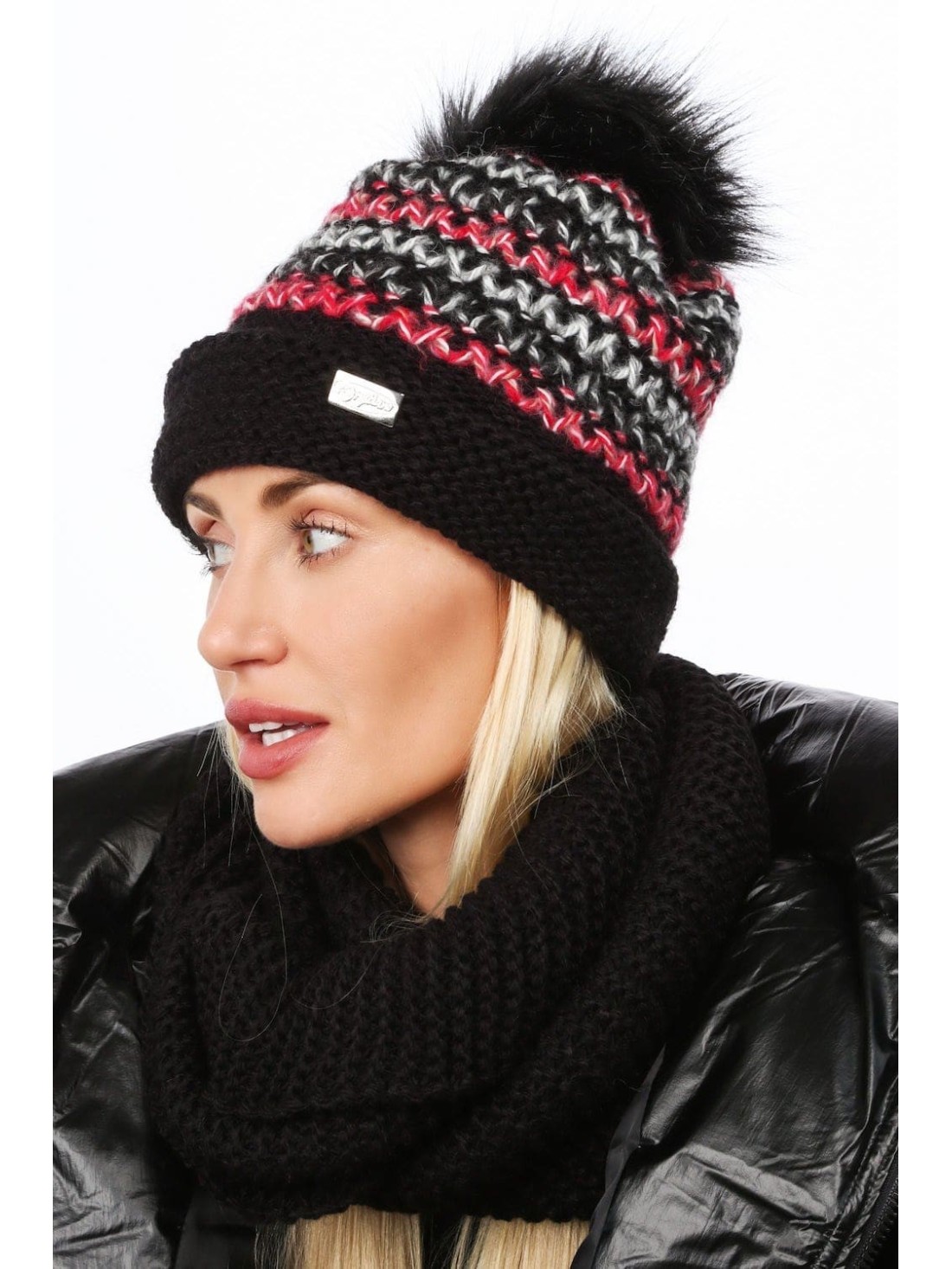 Winterset mit buntem schwarzem Muster C51 – Online-Shop – Boutique